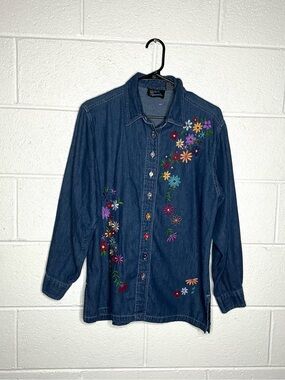 < Vintage Silver Threads Amazing Floral Embroidered Denim Button Down >